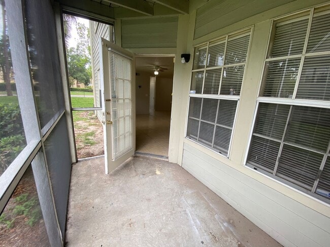 Building Photo - 6100 Westgate Dr
