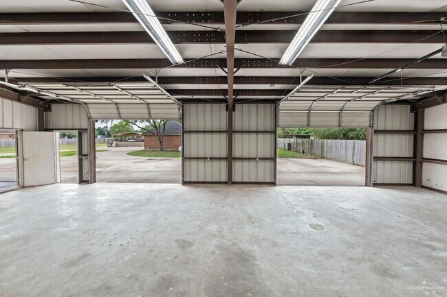 Building Photo - 413 S Los Cerritos Cir