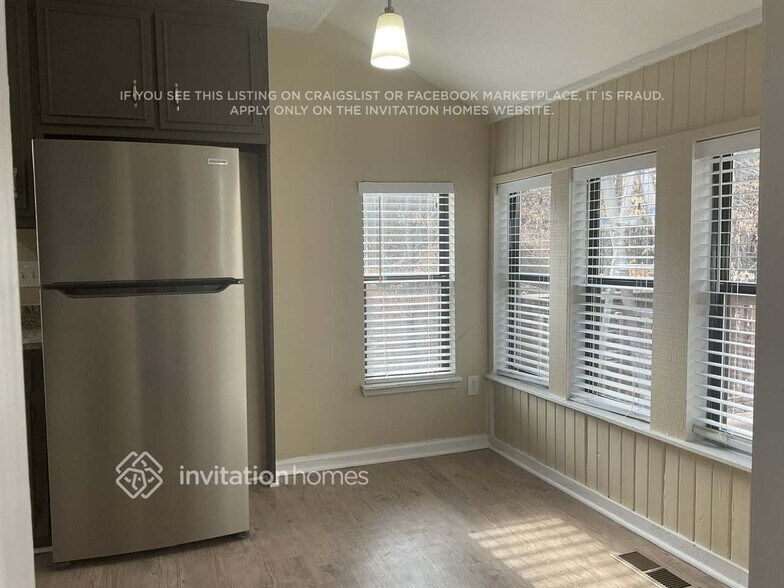 Building Photo - 2055 Brookstone Ct