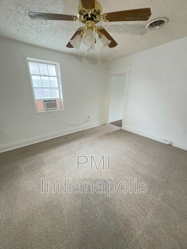 Building Photo - 955 S 22nd St