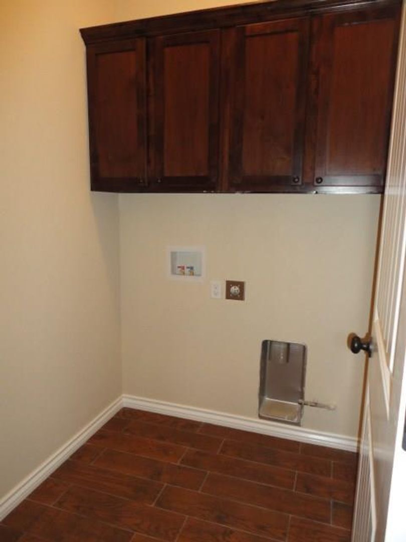 Building Photo - 309 Timber Ln