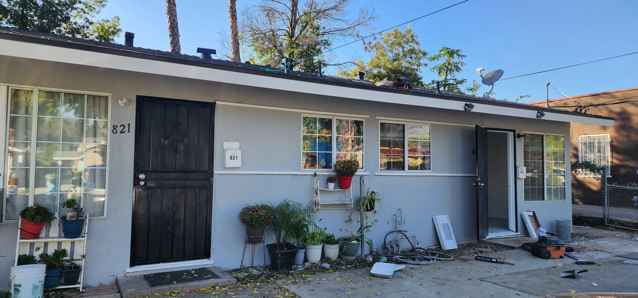 Building Photo - 823 Worcester Ave