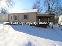 Building Photo - MUNCIE 3 BR 1 BA House with Carport and Large Yard (SECTION 8 APPROVED)