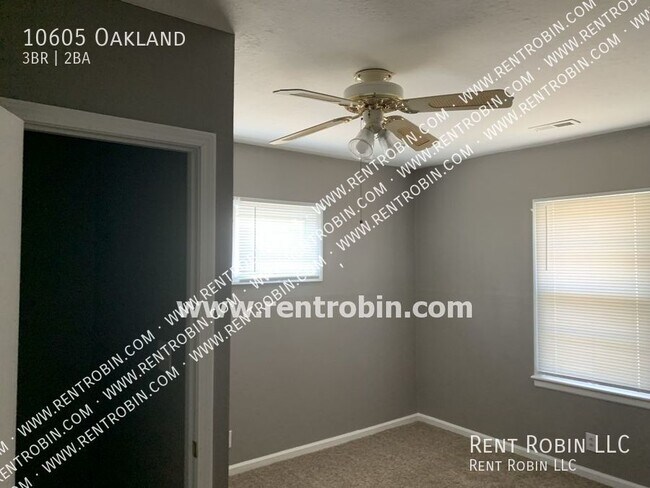 Building Photo - 10605 Oakland-