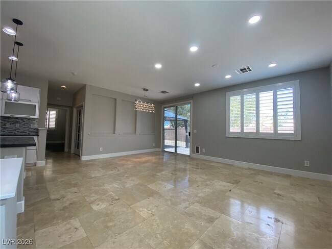 Building Photo - 7956 Skyline View Ct