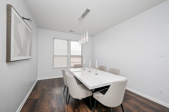 Building Photo - 28610 Cranford Sage Ln