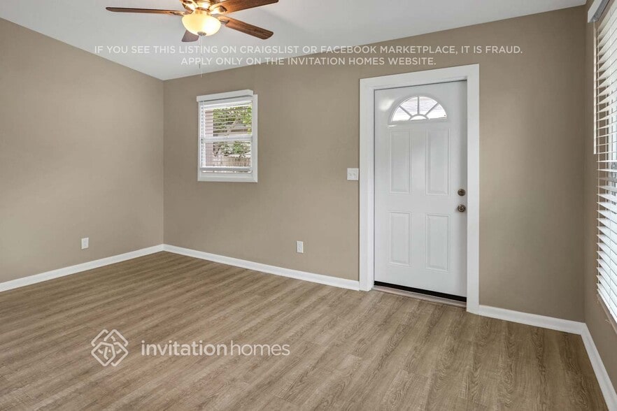 Building Photo - 5226 7th Ave N