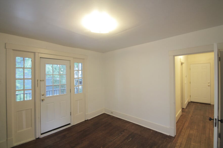 Building Photo - 609 Mifflin Ave