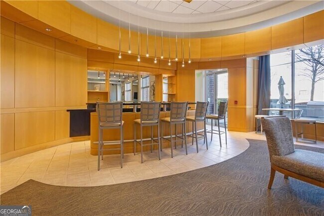 Building Photo - 285 Centennial Olympic Dr
