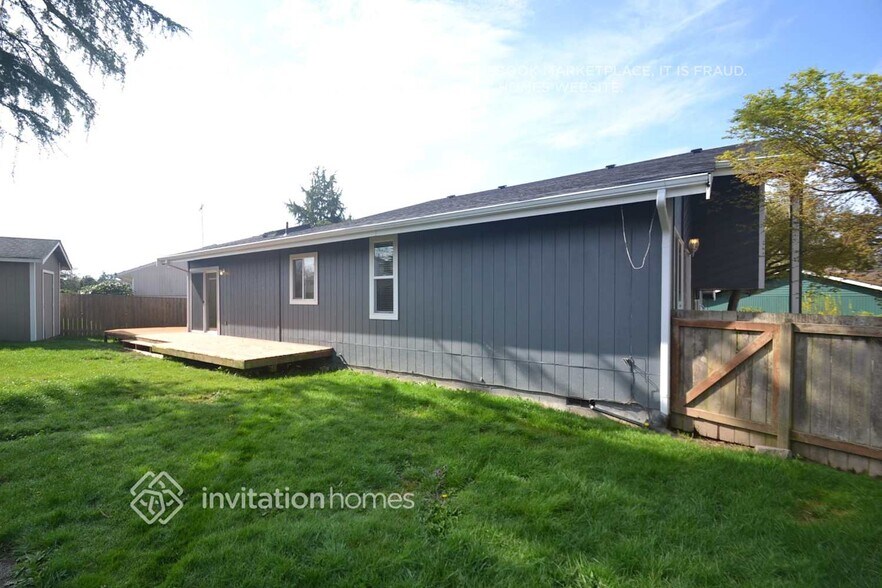 Building Photo - 931 S 240th Pl