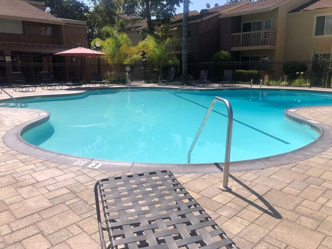 Building Photo - Rancho Mission Villas, 1 Bedroom, 1 Bath,  Community Pool & Spa!