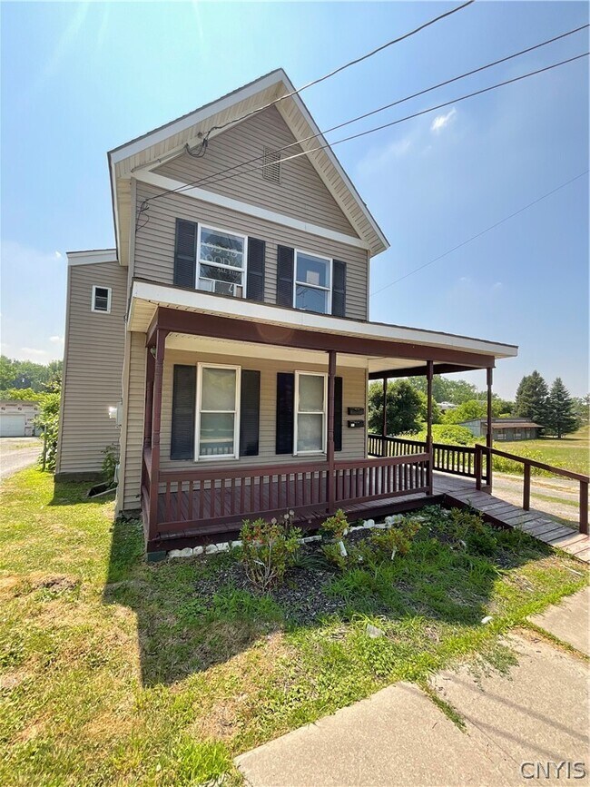 Building Photo - 377 W Main St