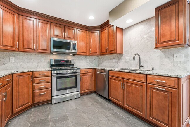 Building Photo - Modern Comfort Meets Timeless Style in a Beautifully Updated Las Vegas Home!