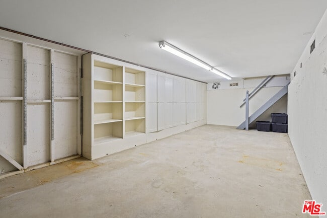 Building Photo - 4315 Clybourn Ave