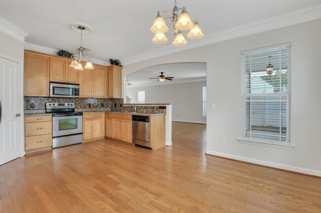 Building Photo - 175 Summer Hill Ct