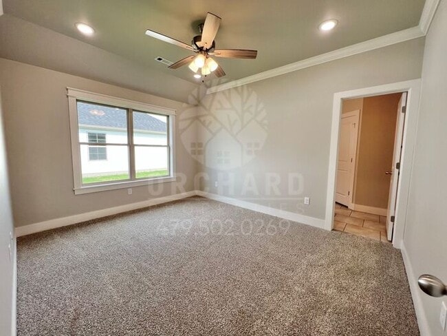 Building Photo - Siloam Springs- Single-Family Home- Popula...