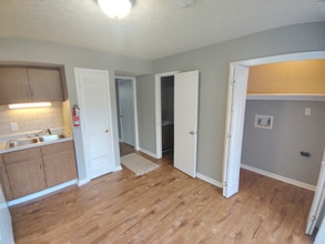 Building Photo - 61 Ferguson Dr