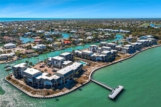 Building Photo - 760 Sextant Dr