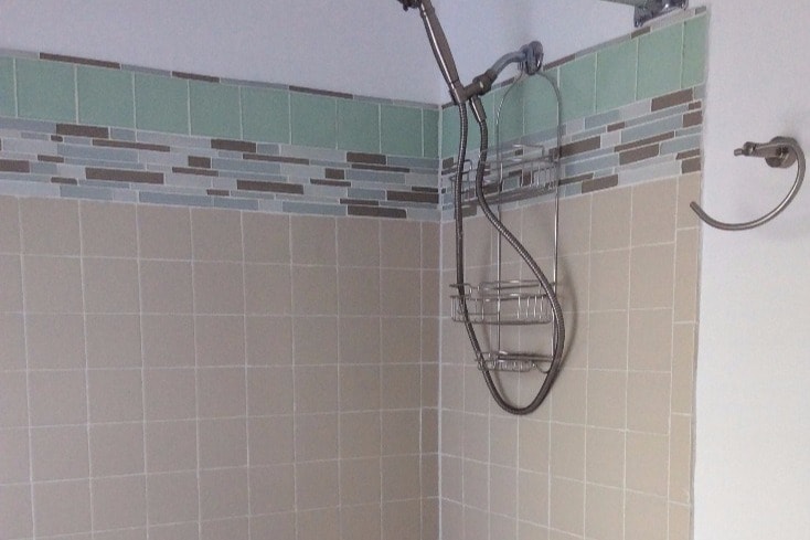 Shower/bath - 151 Fairmount Ave