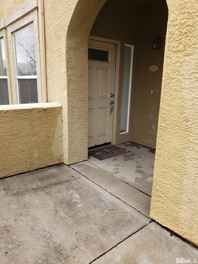 Building Photo - 1325 S Meadows Pkwy