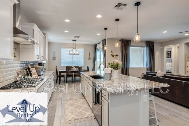 Building Photo - 14097 N Silverleaf Ln