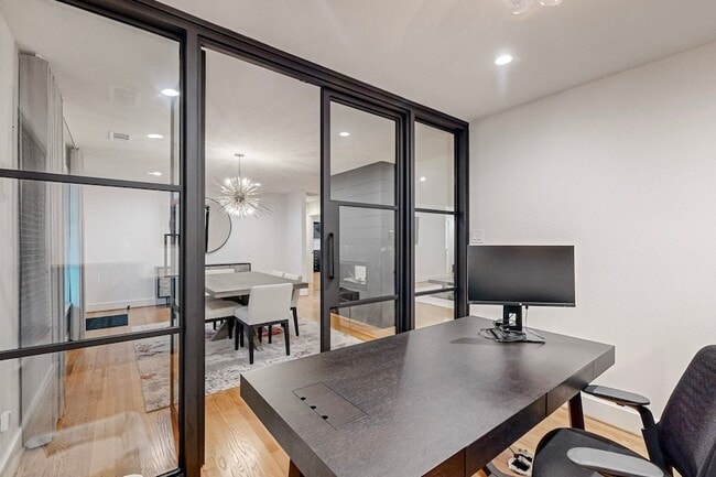 Building Photo - 4423 Springside Ln