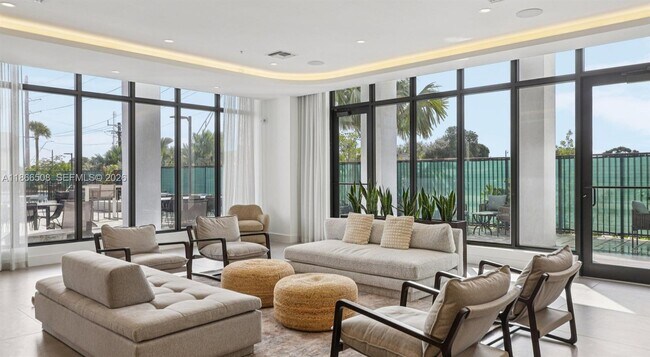 Building Photo - 4465 Griffin Rd