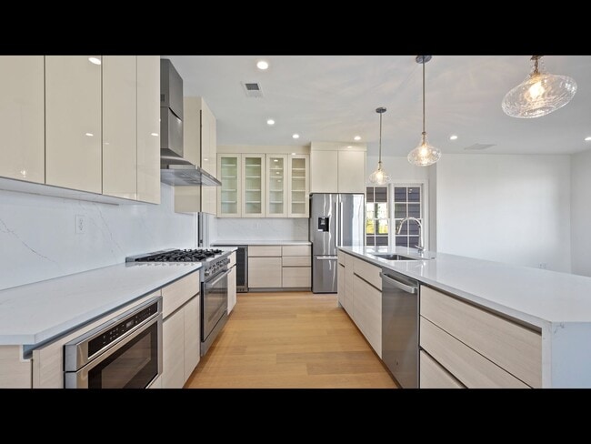 Building Photo - NEW CONSTRUCTION 4 bedroom home in Downtown Memphis