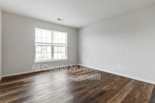 Building Photo - 9506 Whiteheart Dr