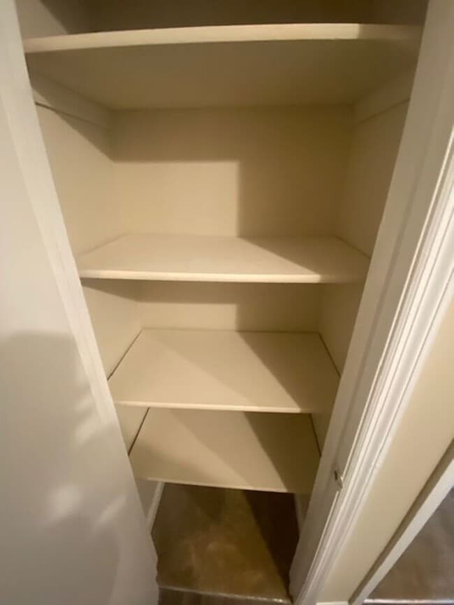 Building Photo - NOW AVAILABLE! Charming 2-Bedroom, 2-Bathroom Single-Level Townhome