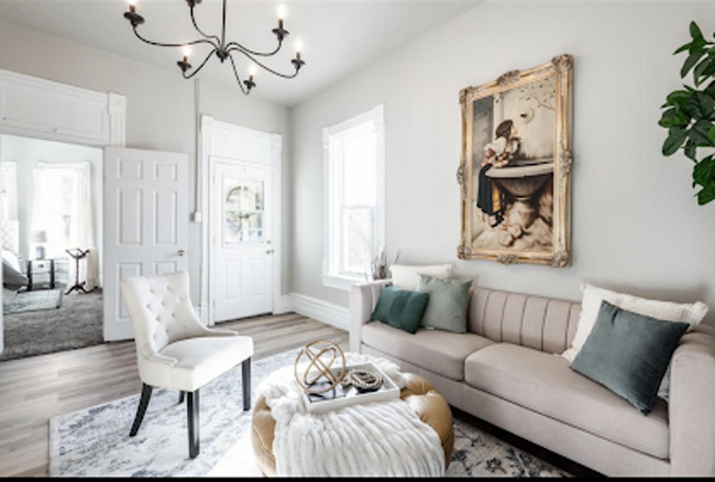 Building Photo - Large 2 Bed, 1 Bath + 2 Bonus Rooms – Two ...