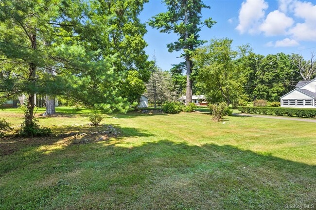 Building Photo - 190 Continental Rd