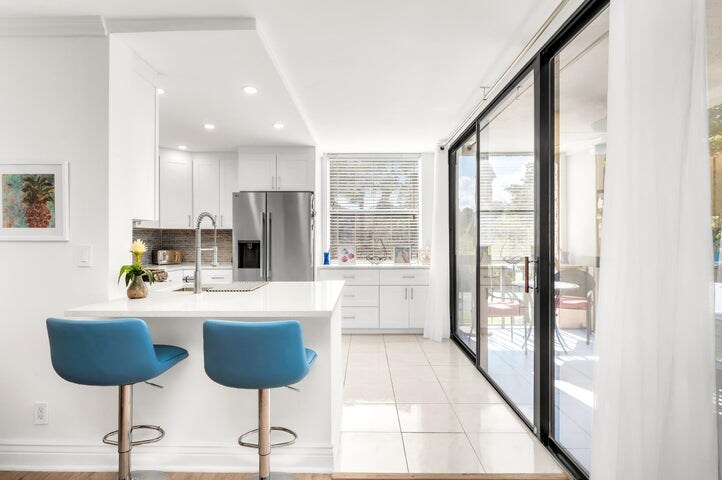 Building Photo - 600 Egret Cir