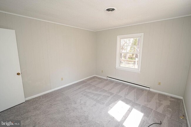 Building Photo - 115 Ridgefield Ln