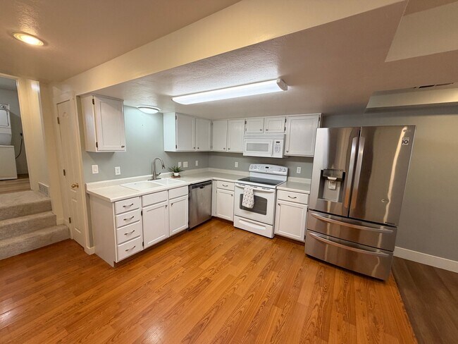 Building Photo - 4698 Colander Dr