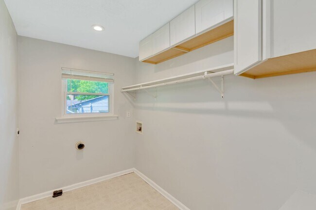 Building Photo - 4107 Cherryton Dr