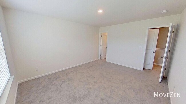 Building Photo - 349 Silicon Dr