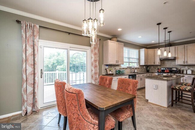 Building Photo - 1401 Windjammer Ct