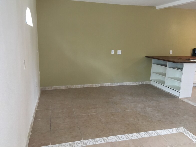 Dining Area (walls are now white) - 5414 Bolm Rd