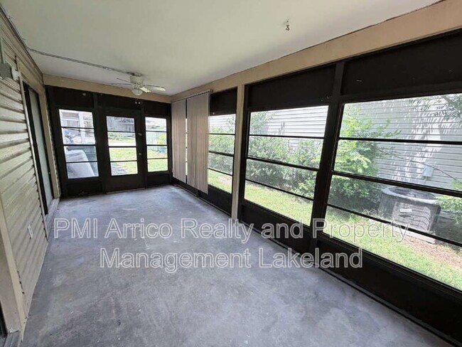 Building Photo - 3584 Raintree Cir