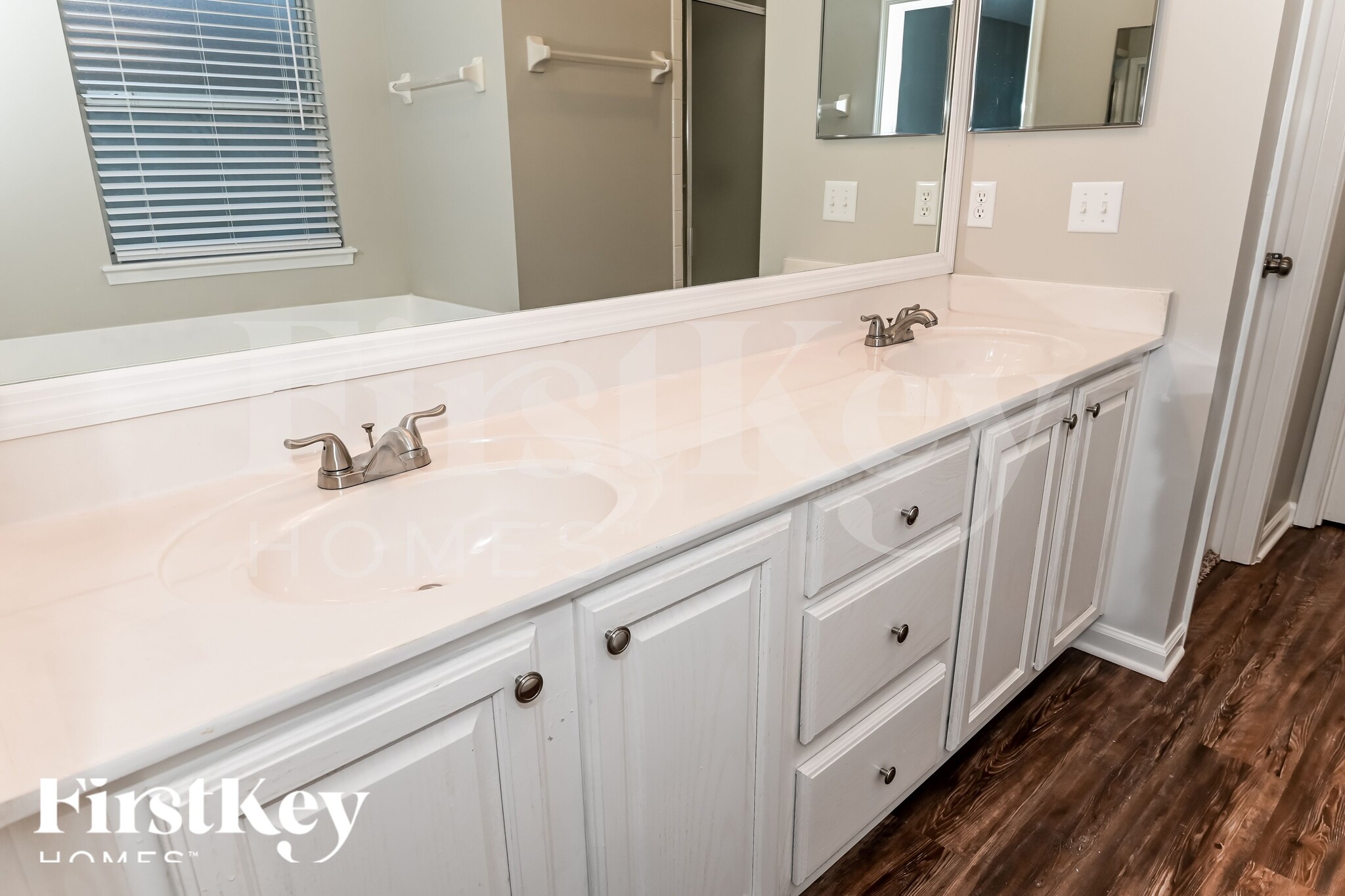 Building Photo - 13528 Osprey Point Dr