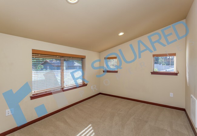 Building Photo - 14314 Stone Ave N