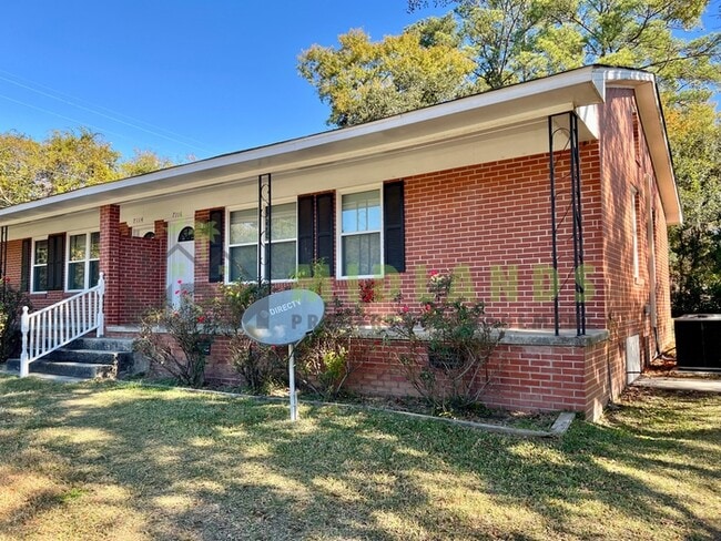 Building Photo - 7116 Patterson Rd