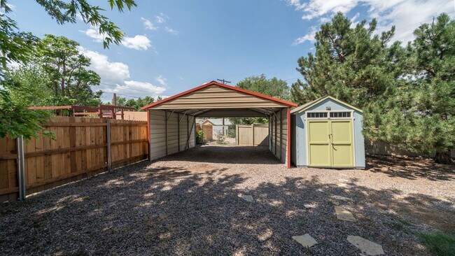 Building Photo - Charming ranch home in prime Patty Jewett ...