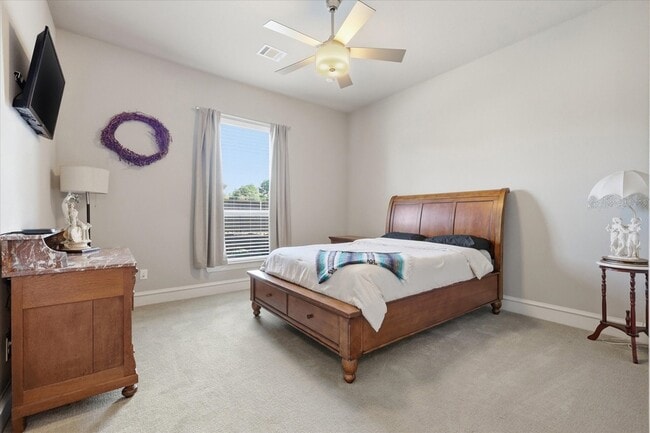 Building Photo - 6630 Caliche Cir