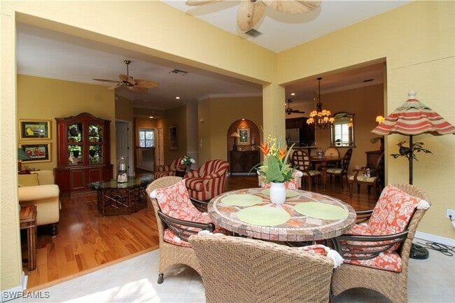 Building Photo - 172 Vintage Cir