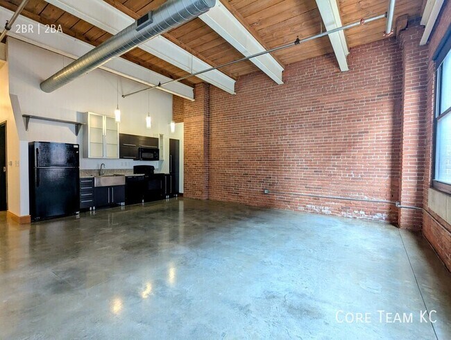 Primary Photo - 382 W 22nd St