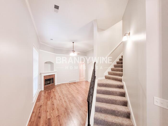 Building Photo - 2672 Bending Elm Dr