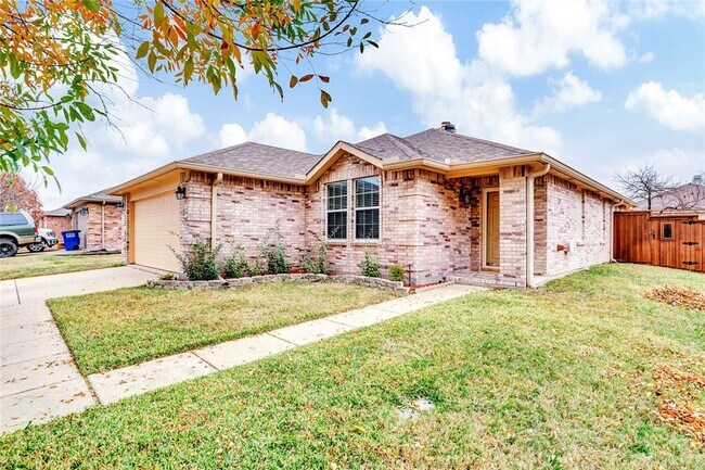 Building Photo - 1007 Lowndes Ln