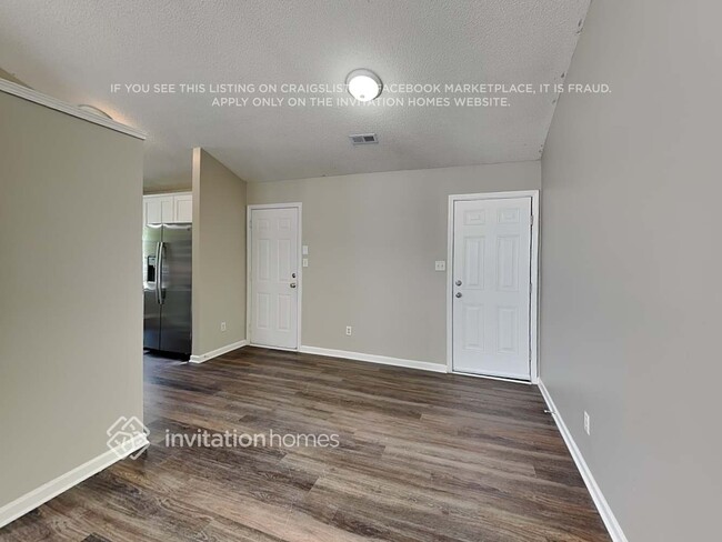 Building Photo - 8731 Purple Thistle Ln